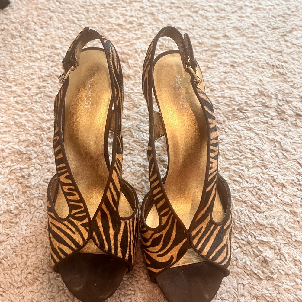 Nine West Black and Tan Zebra Heels